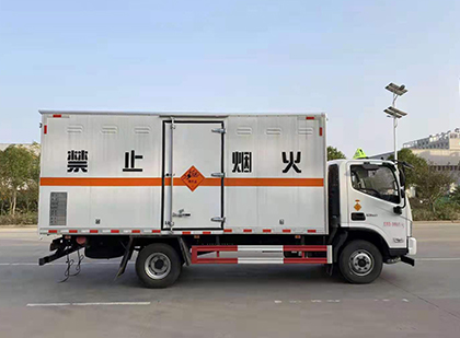 东莞生态园爆破器材运输车